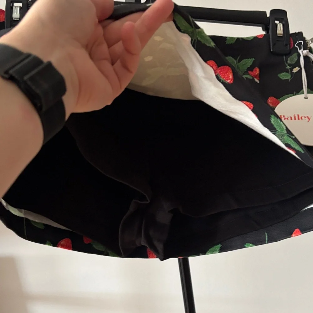 Bailey Rose Strawberry Micro Mini Skort - Picture 4 of 4